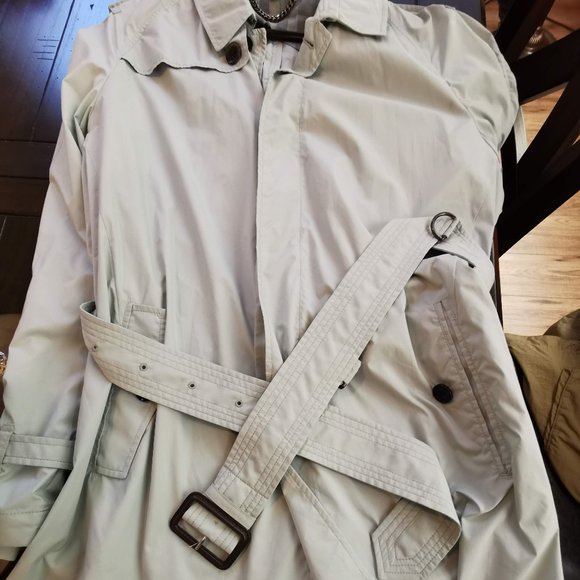 Men's Burberry Trench Coat - Picture 1 of 7